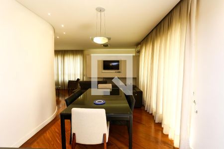 Apartamento à venda com 167m², 2 quartos e 3 vagasSala