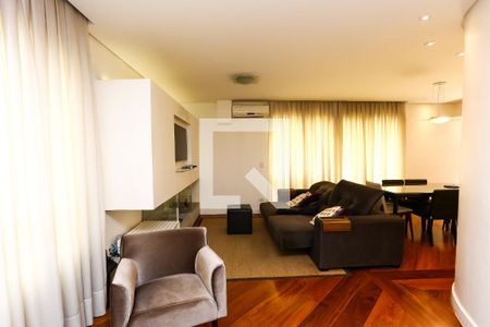 Apartamento à venda com 167m², 2 quartos e 3 vagasSala