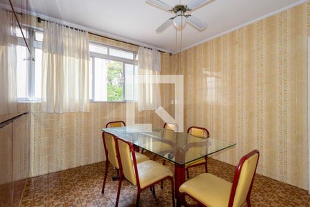 Casa à venda com 200m², 4 quartos e 6 vagas Casa à venda com 200m², 4 quartos e 6 vagasSala de Jantar