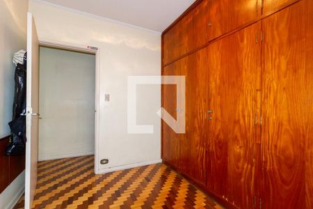 Casa à venda com 200m², 4 quartos e 6 vagas Casa à venda com 200m², 4 quartos e 6 vagasQuarto 2