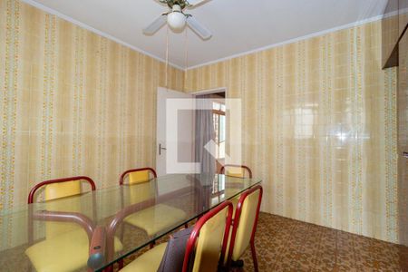 Casa à venda com 200m², 4 quartos e 6 vagas Casa à venda com 200m², 4 quartos e 6 vagasSala de Jantar