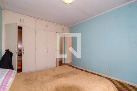 Casa à venda com 200m², 4 quartos e 6 vagas Casa à venda com 200m², 4 quartos e 6 vagasQuarto 3 - Suíte