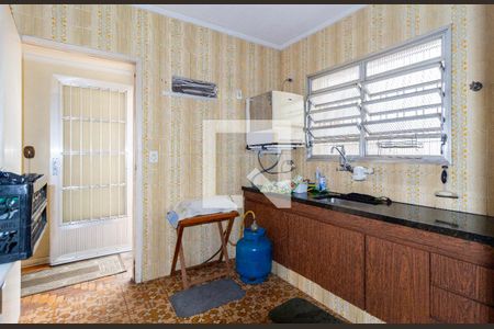 Casa à venda com 200m², 4 quartos e 6 vagas Casa à venda com 200m², 4 quartos e 6 vagasCozinha