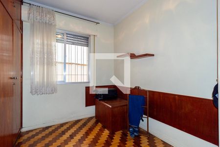 Casa à venda com 200m², 4 quartos e 6 vagas Casa à venda com 200m², 4 quartos e 6 vagasQuarto 2