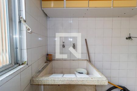 Casa à venda com 200m², 4 quartos e 6 vagas Casa à venda com 200m², 4 quartos e 6 vagasDetalhe - Área de Serviço