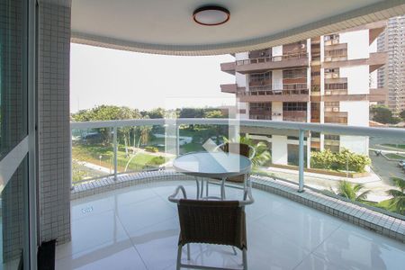 Apartamento para alugar com 52m², 1 quarto e 1 vaga Apartamento para alugar com 52m², 1 quarto e 1 vagaVaranda