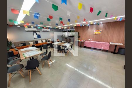 Apartamento para alugar com 43m², 2 quartos e 1 vagaÁrea comum - Salão de festas