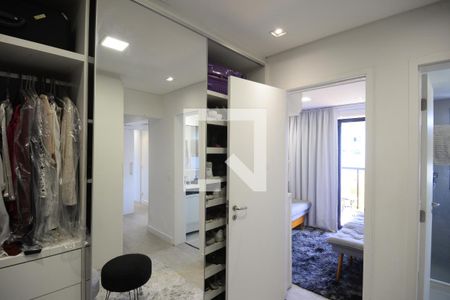 Apartamento à venda com 78m², 2 quartos e 2 vagasCloset