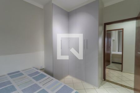 Casa à venda com 435m², 3 quartos e 2 vagas Casa à venda com 435m², 3 quartos e 2 vagasQuarto 2