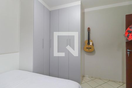 Casa à venda com 435m², 3 quartos e 2 vagas Casa à venda com 435m², 3 quartos e 2 vagasQuarto 3