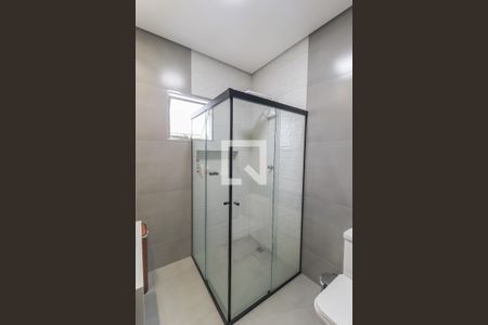 Casa à venda com 435m², 3 quartos e 2 vagas Casa à venda com 435m², 3 quartos e 2 vagasBanheiro