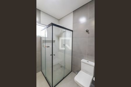 Casa à venda com 435m², 3 quartos e 2 vagas Casa à venda com 435m², 3 quartos e 2 vagasBanheiro