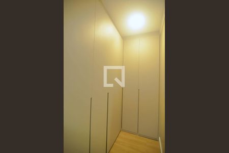 Apartamento à venda com 76m², 3 quartos e 2 vagasSuíte