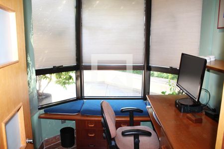 Apartamento à venda com 280m², 3 quartos e 4 vagasEscritório na Cobertura