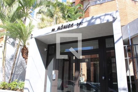 Apartamento à venda com 280m², 3 quartos e 4 vagasFachada e portaria