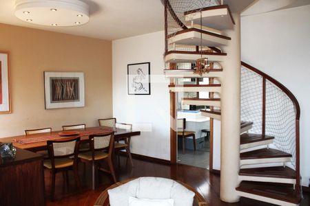 Sala de apartamento à venda com 3 quartos, 280m² em Perdizes, São Paulo