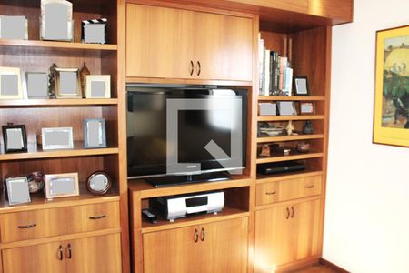 Apartamento à venda com 280m², 3 quartos e 4 vagasAntigo Quarto / Sala TV