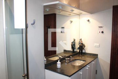 Apartamento à venda com 280m², 3 quartos e 4 vagasBanheiro na Cobertura