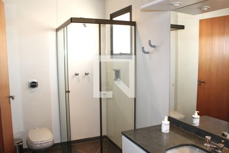 Apartamento à venda com 280m², 3 quartos e 4 vagasBanheiro na Cobertura