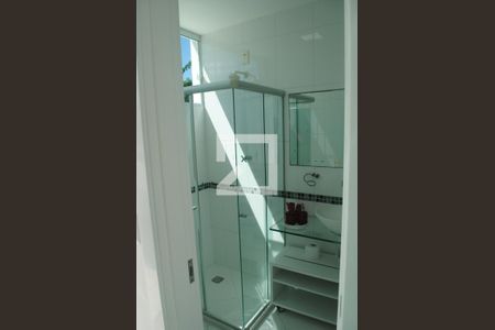 Casa para alugar com 400m², 4 quartos e 3 vagasBanheiro do Quarto 