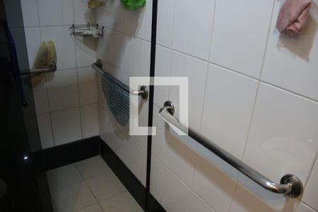 Casa para alugar com 250m², 3 quartos e 6 vagasBanheiro 1