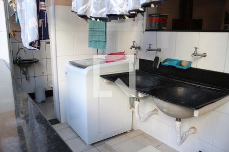 Casa para alugar com 250m², 3 quartos e 6 vagasÁrea de Serviço