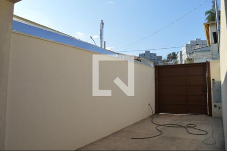 Casa à venda com 210m², 3 quartos e 2 vagasQuintal/Garagem da Sala