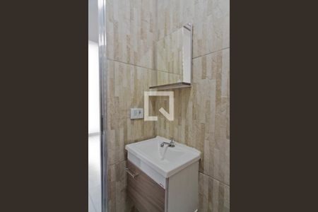 Banheiro de kitnet/studio para alugar com 1 quarto, 36m² em Freguesia do Ó, São Paulo