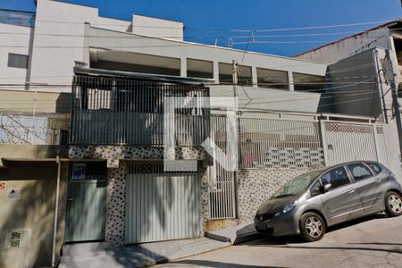 Studio para alugar com 36m², 1 quarto e sem vaga Studio para alugar com 36m², 1 quarto e sem vagaFachada + placa