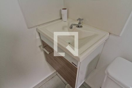 Banheiro de kitnet/studio para alugar com 1 quarto, 30m² em Freguesia do Ó, São Paulo