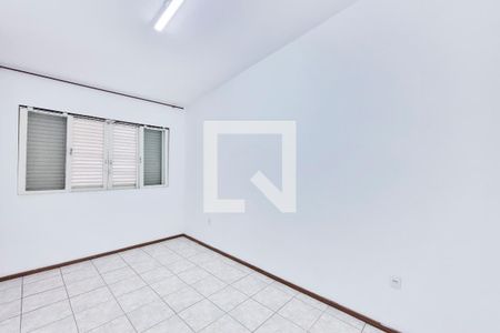 Casa para alugar com 100m², 3 quartos e 2 vagasQuarto 2