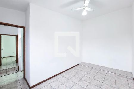 Casa para alugar com 100m², 3 quartos e 2 vagasQuarto