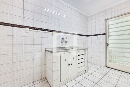 Casa para alugar com 100m², 3 quartos e 2 vagasCozinha