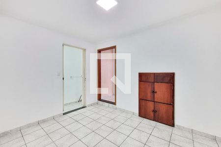 Casa para alugar com 100m², 3 quartos e 2 vagasCozinha