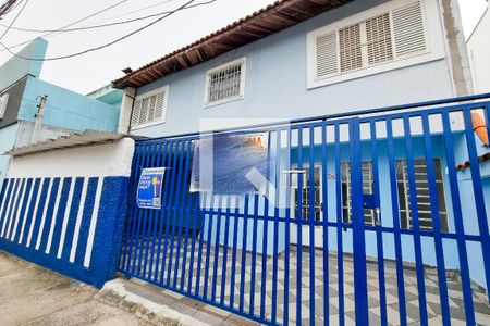 Casa para alugar com 100m², 3 quartos e 2 vagasFachada