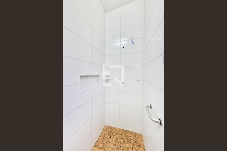Casa para alugar com 100m², 3 quartos e 2 vagasBanheiro