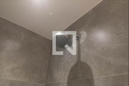 Apartamento para alugar com 69m², 2 quartos e 1 vaga Apartamento para alugar com 69m², 2 quartos e 1 vagaBanheiro da Suíte