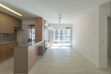 Sala de apartamento para alugar com 2 quartos, 69m² em Jardim das Acácias, São Paulo