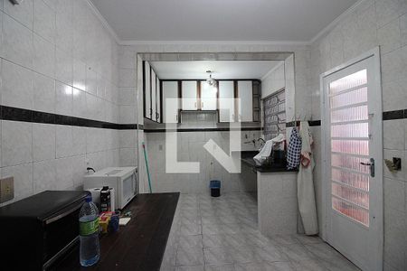 Casa para alugar com 100m², 3 quartos e 2 vagasCozinha 