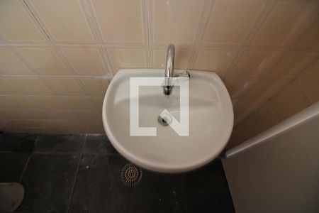 Casa para alugar com 100m², 3 quartos e 2 vagasBanheiro de serviço