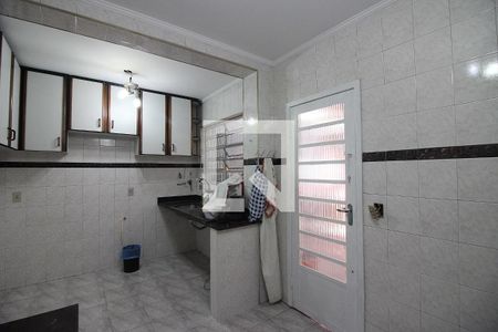 Casa para alugar com 100m², 3 quartos e 2 vagasCozinha 