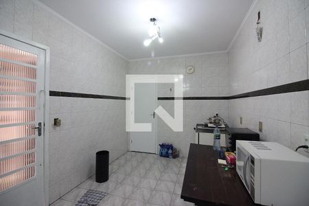 Casa para alugar com 100m², 3 quartos e 2 vagasCozinha 