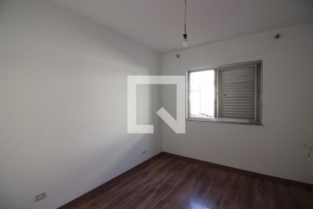 Casa para alugar com 100m², 3 quartos e 2 vagasQuarto 2