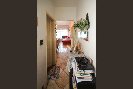 Casa à venda com 150m², 3 quartos e 8 vagas Casa à venda com 150m², 3 quartos e 8 vagasCorredor