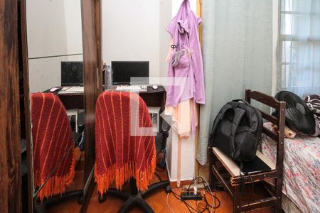 Casa à venda com 150m², 3 quartos e 8 vagas Casa à venda com 150m², 3 quartos e 8 vagasQuarto 02