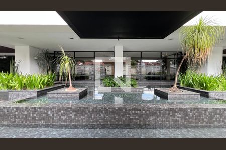 Apartamento à venda com 84m², 2 quartos e 2 vagasHall de entrada