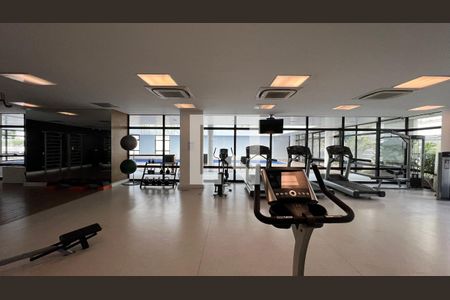 Apartamento à venda com 84m², 2 quartos e 2 vagasAcademia