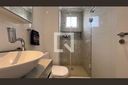 Apartamento à venda com 84m², 2 quartos e 2 vagasBanheiro