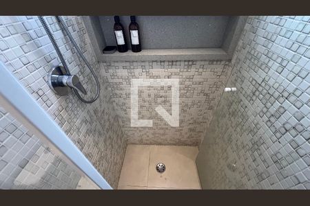 Apartamento à venda com 84m², 2 quartos e 2 vagasBanheiro