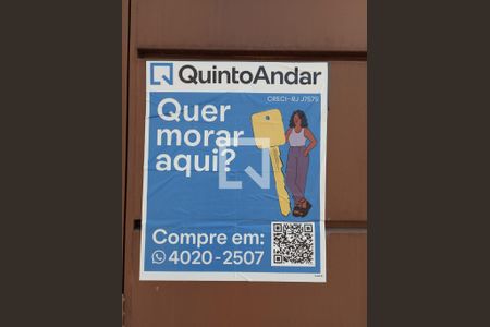 Casa à venda com 210m², 3 quartos e 1 vaga Casa à venda com 210m², 3 quartos e 1 vagaPlaquinha